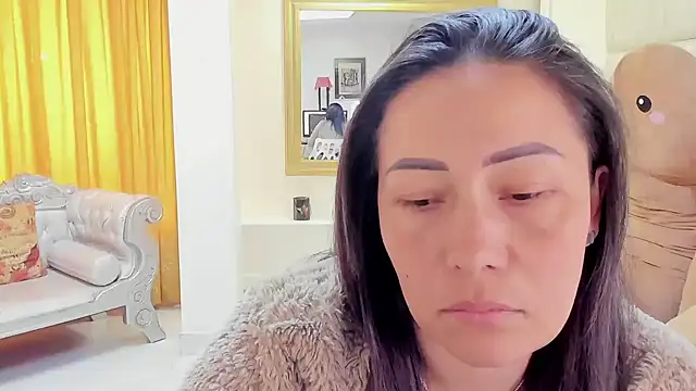 Snapshot of gaby_trent chatting on 02/04/25, 01:48 gaby trent online show from 02/04/25, 01:48