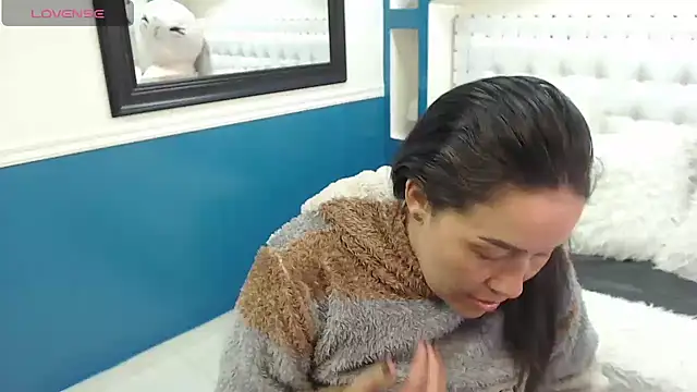 Snapshot of gaby_trent chatting on 02/21/25, 12:06 gaby trent online show from 02/21/25, 12:06