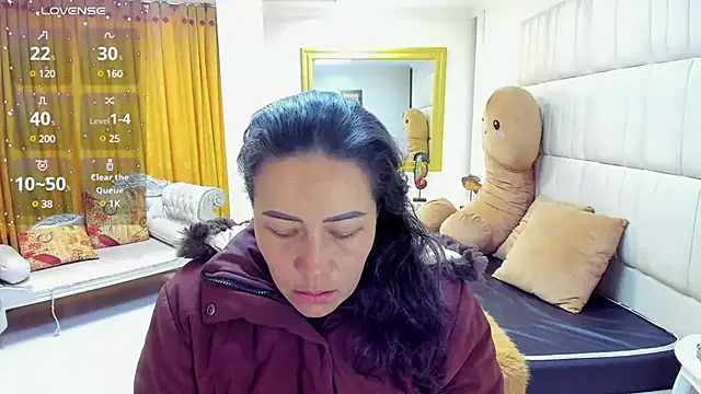 Snapshot of gaby_trent chatting on 03/07/25, 12:45 gaby trent online show from 03/07/25, 12:45