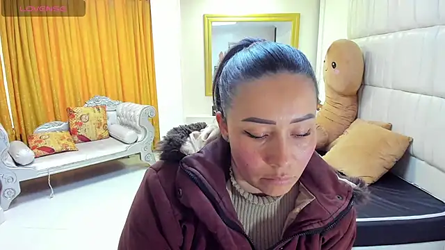 Snapshot of gaby_trent chatting on 03/12/25, 06:55 gaby trent online show from 03/12/25, 06:55