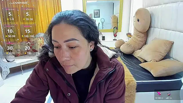 Snapshot of gaby_trent chatting on 03/22/25, 01:08 gaby trent online show from 03/22/25, 01:08