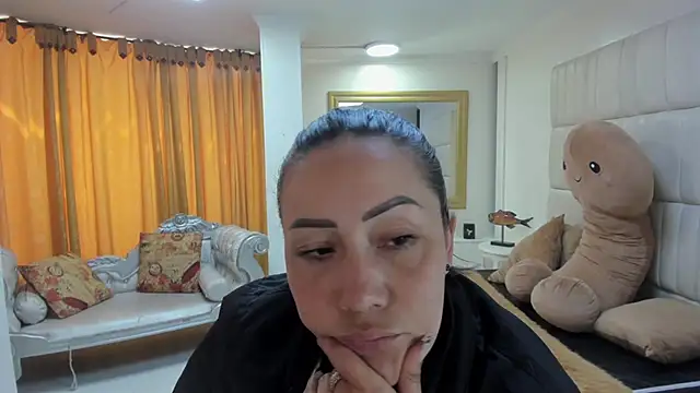 Snapshot of gaby_trent chatting on 09/11/25, 03:12 gaby trent online show from 09/11/25, 03:12