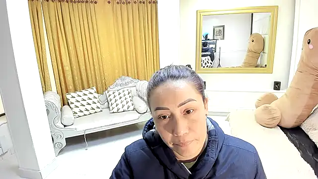 gaby trent online show from 04/15/26, 04:47