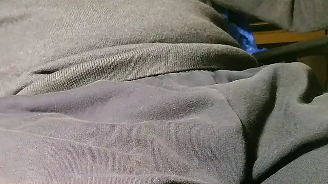 Snapshot of kalinixta chatting on 04/07/26, 04:51 kalinixta online show from 04/07/26, 04:51