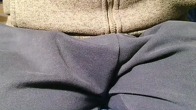 Snapshot of kalinixta chatting on 04/12/26, 07:52 kalinixta online show from 04/12/26, 07:52