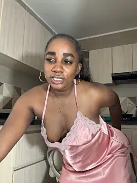 cristaaalclocks1 online show from 03/13/25, 04:12