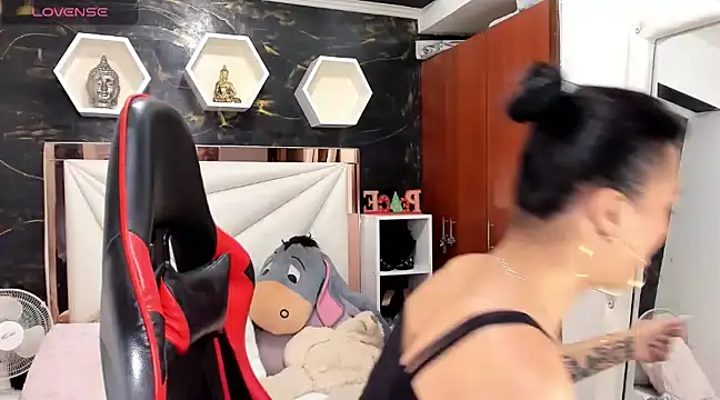 ximena slut 21 online show from 12/02/24, 04:53