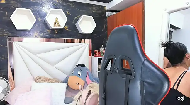 ximena slut 21 online show from 12/16/24, 02:04