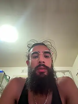 Snapshot of Av0caT chatting on 09/08/25, 11:04 Av0caT online show from 09/08/25, 11:04