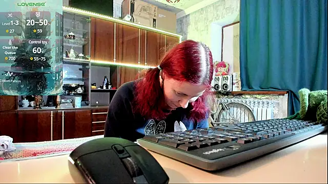 Snapshot of pa1e_pr1ncess chatting on 01/26/25, 06:48 pa1e pr1ncess online show from 01/26/25, 06:48