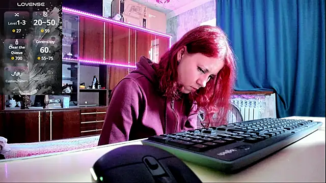 Snapshot of pa1e_pr1ncess chatting on 01/28/25, 07:22 pa1e pr1ncess online show from 01/28/25, 07:22