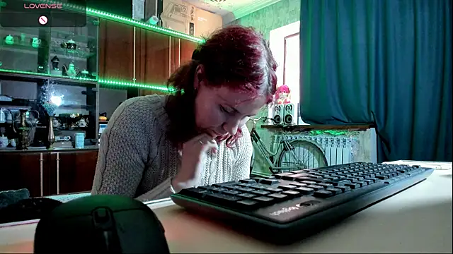 Snapshot of pa1e_pr1ncess chatting on 02/02/25, 10:24 pa1e pr1ncess online show from 02/02/25, 10:24