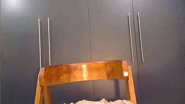 Snapshot of katt008 chatting on 10/02/25, 03:35 katt008 online show from 10/02/25, 03:35