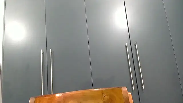 Snapshot of katt008 chatting on 10/09/25, 03:26 katt008 online show from 10/09/25, 03:26