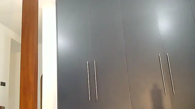 Snapshot of katt008 chatting on 11/02/25, 03:03 katt008 online show from 11/02/25, 03:03