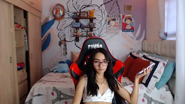 LinzyBaner online show from 10/07/25, 10:07