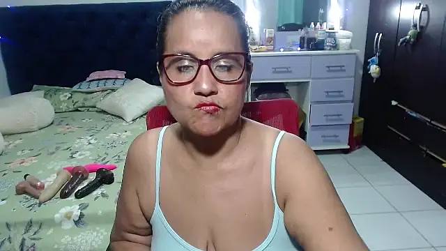 pervert mommy  online show from 02/22/26, 11:53