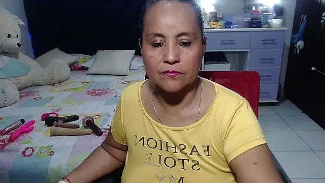 pervert mommy  online show from 04/16/26, 09:32