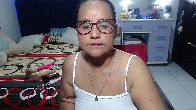pervert mommy  online show from 04/30/26, 09:37