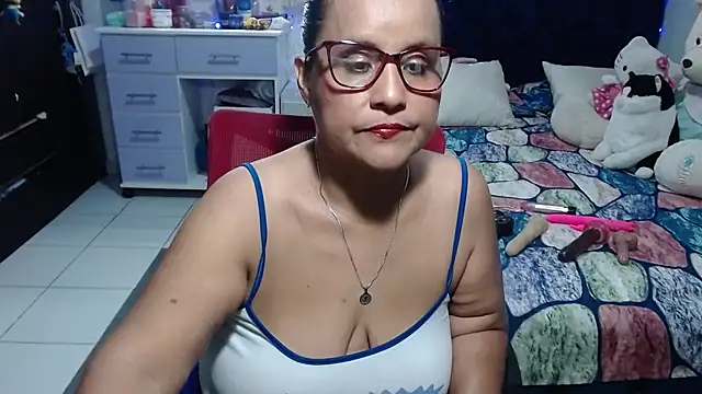 pervert mommy  online show from 06/02/26, 09:33