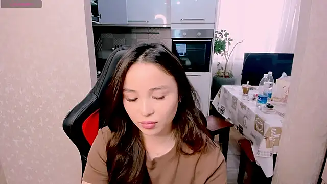 AyaMoon online show from 10/28/25, 04:49