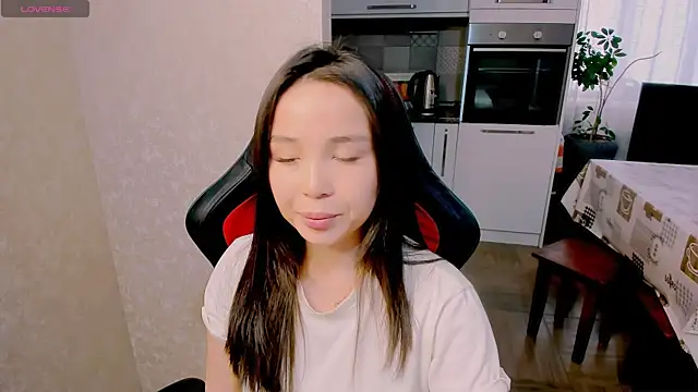 AyaMoon online show from 11/10/25, 07:18