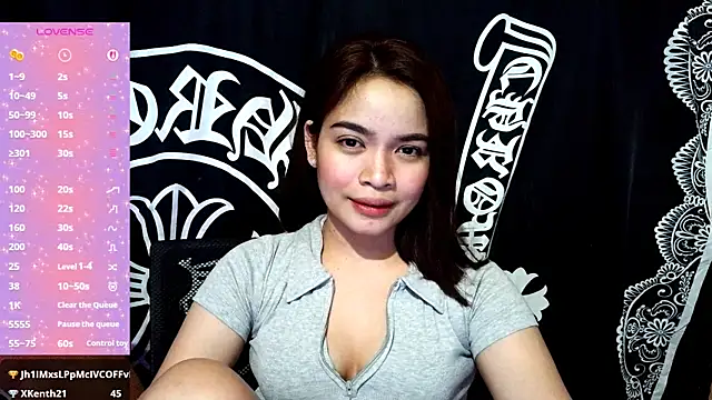 Snapshot of _preciousmoira_ chatting on 05/10/26, 12:32 preciousmoira online show from 05/10/26, 12:32