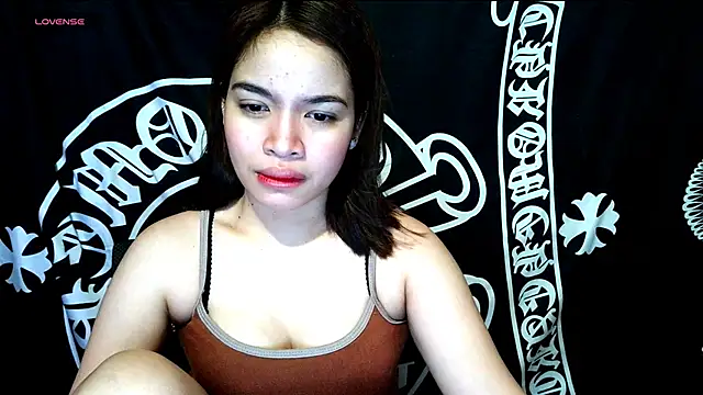Snapshot of _preciousmoira_ chatting on 06/02/26, 11:07 preciousmoira online show from 06/02/26, 11:07