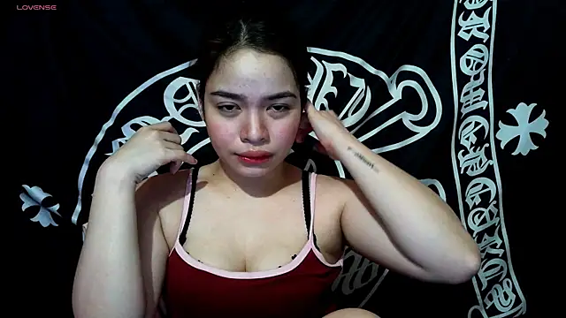 Snapshot of _preciousmoira_ chatting on 06/24/26, 12:53 preciousmoira online show from 06/24/26, 12:53