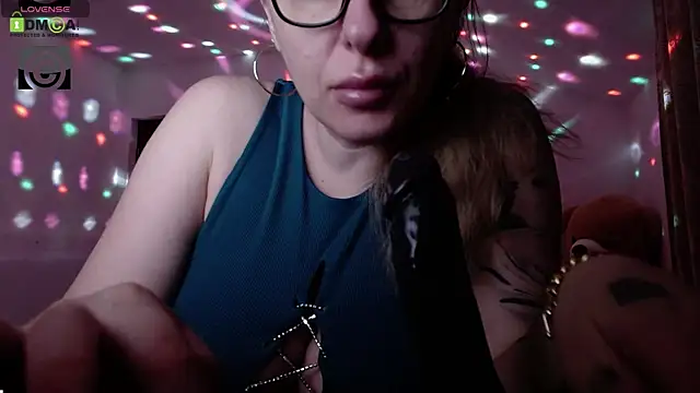 SonyaDevon online show from 12/28/24, 07:55