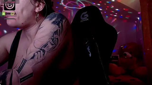 SonyaDevon online show from 01/10/25, 11:22