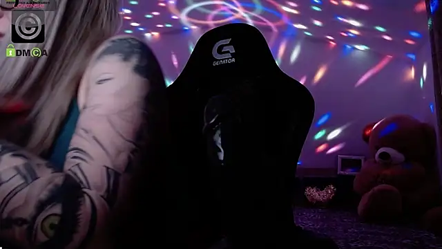 SonyaDevon online show from 01/23/25, 04:09