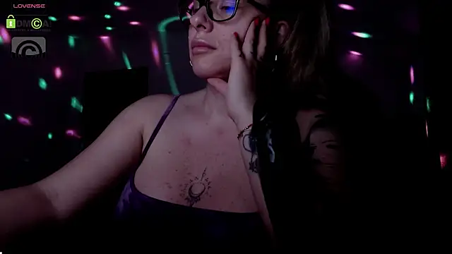 SonyaDevon online show from 01/30/25, 07:48