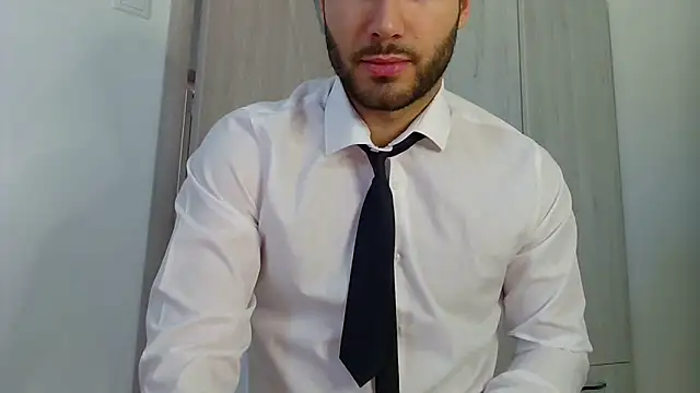 Justynn1 online show from 03/19/25, 05:41