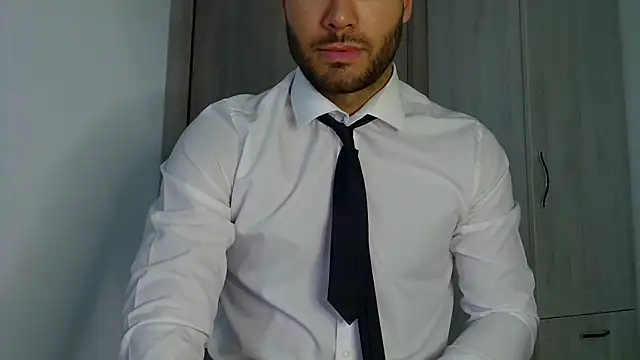 Justynn1 online show from 05/16/26, 02:19