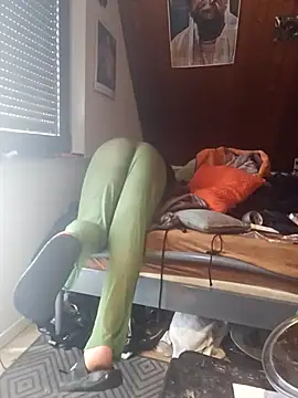 Snapshot of Genius1606 chatting on 02/22/26, 12:36 Genius1606 online show from 02/22/26, 12:36