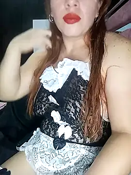 Snapshot of monafoxx chatting on 04/15/26, 07:21 monafoxx online show from 04/15/26, 07:21