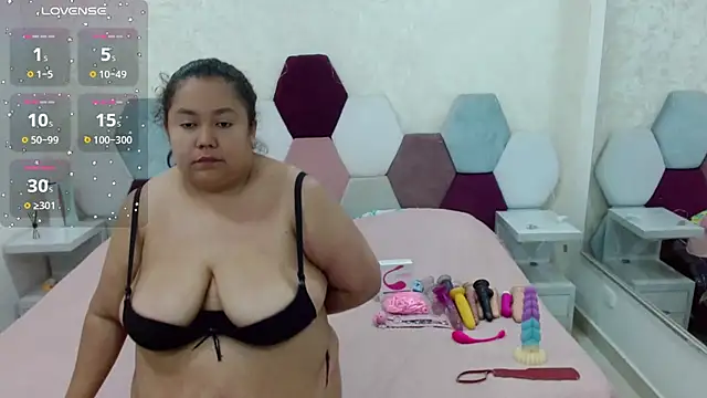 Snapshot of angel_blue chatting on 02/27/25, 05:15 angel blue online show from 02/27/25, 05:15