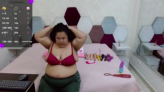 Snapshot of angel_blue chatting on 09/13/25, 03:34 angel blue online show from 09/13/25, 03:34