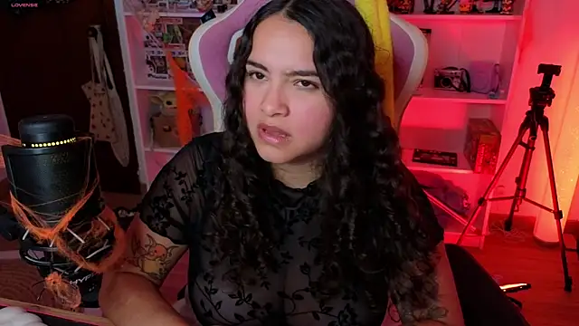 Sweet sully   online show from 10/18/25, 09:10