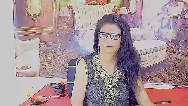 Snapshot of IndianAllure chatting on 03/19/26, 05:44 IndianAllure online show from 03/19/26, 05:44