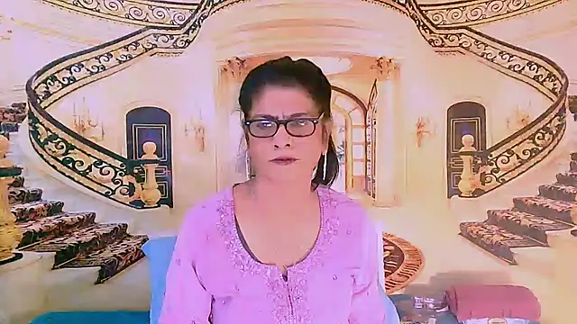 IndianAllure online show from 07/14/26, 05:23
