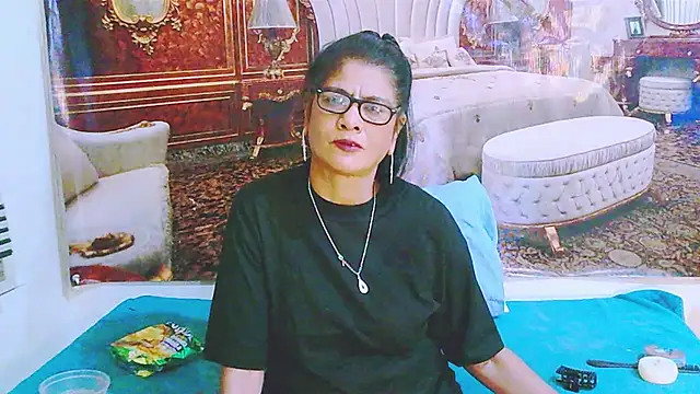 IndianAllure online show from 07/16/26, 05:35