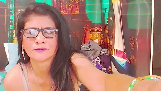 IndianAllure online show from 07/28/26, 11:17