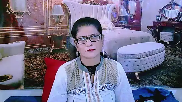 IndianAllure online show from 07/30/26, 05:39