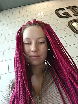 Snapshot of Frost_foxy chatting on 03/19/26, 02:26 Frost foxy online show from 03/19/26, 02:26