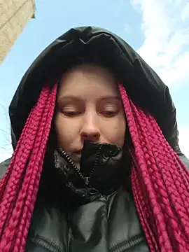 Snapshot of Frost_foxy chatting on 04/11/26, 09:57 Frost foxy online show from 04/11/26, 09:57