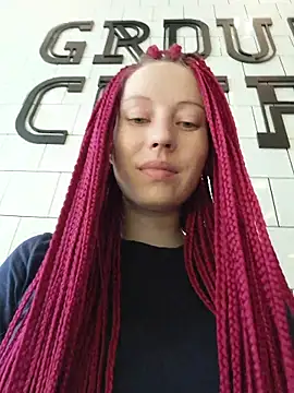 Snapshot of Frost_foxy chatting on 04/22/26, 02:58 Frost foxy online show from 04/22/26, 02:58