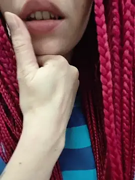 Snapshot of Frost_foxy chatting on 04/24/26, 02:03 Frost foxy online show from 04/24/26, 02:03