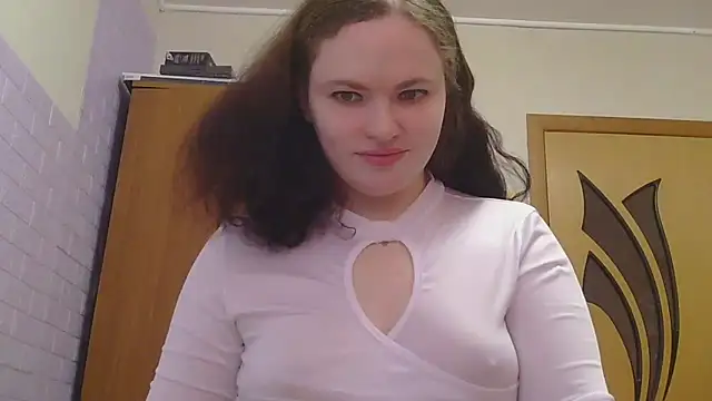 Snapshot of AliceForLoveOh chatting on 03/11/26, 01:00 AliceForLoveOh online show from 03/11/26, 01:00